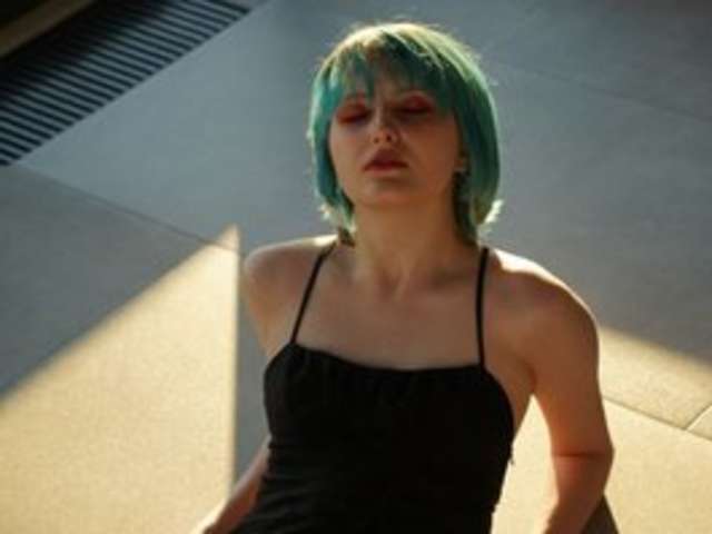 go to chat with CynthiaWade