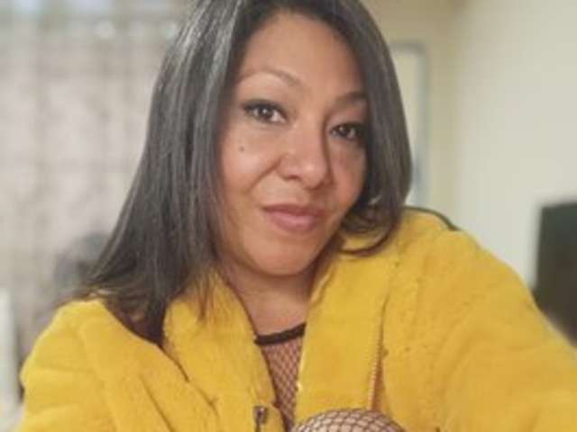 go to chat with DAKOTA-BRAZEN