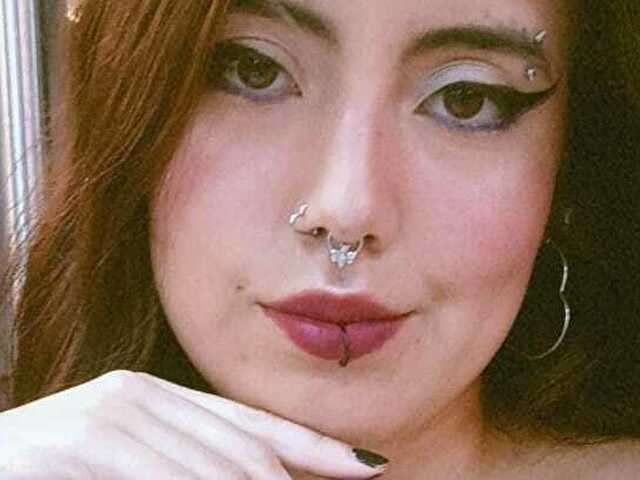 go to chat with Dainaevanss