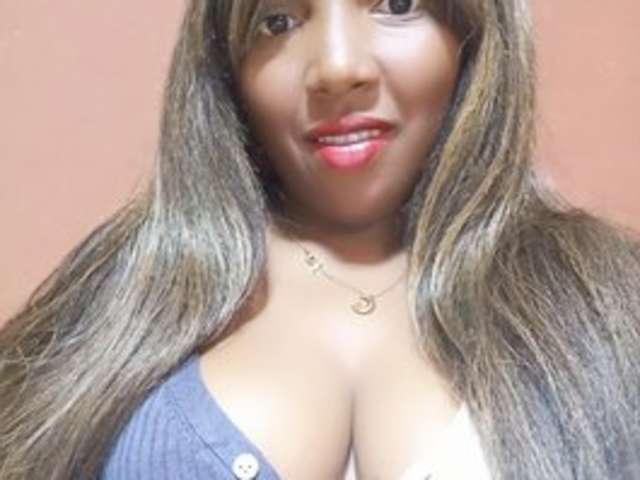 go to chat with Danah11