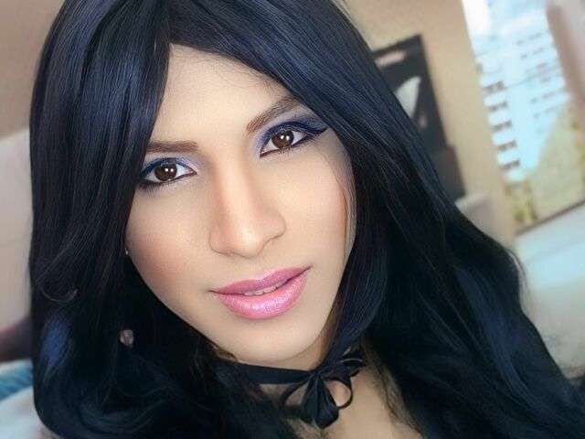 go to chat with Danezka