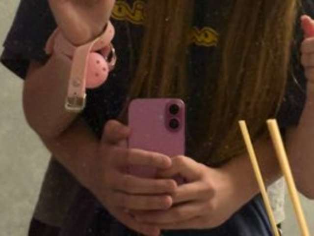 go to chat with DanielaSweet