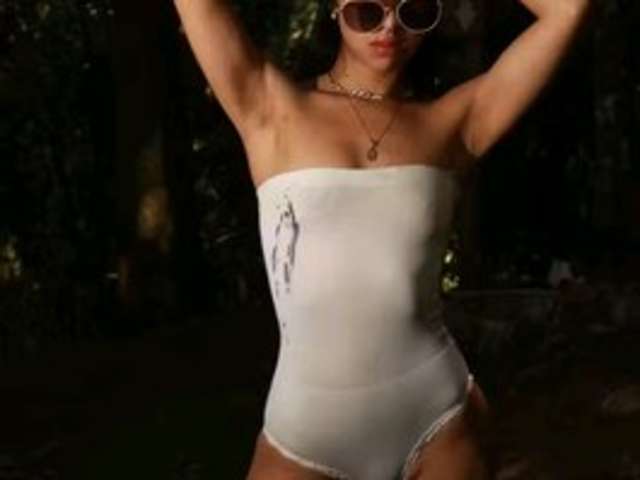 go to chat with Dara13