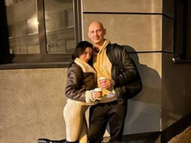 go to chat with Dark-Luna