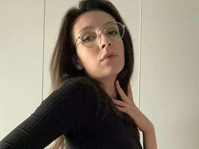 go to chat with DarkBloom