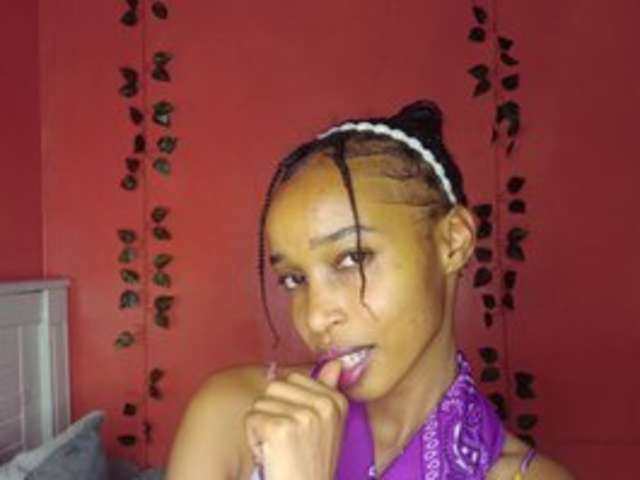 go to chat with Darkmelonghurla