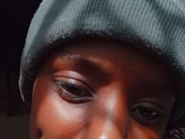 go to chat with Dee-spicy