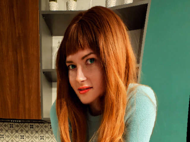 go to chat with DeeDee