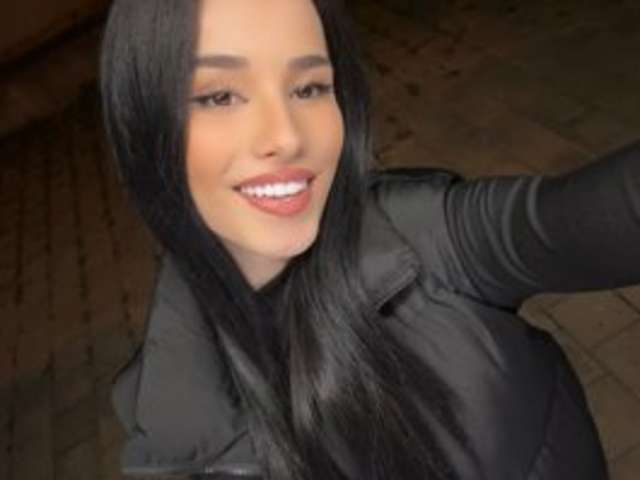 go to chat with DeeaLexa