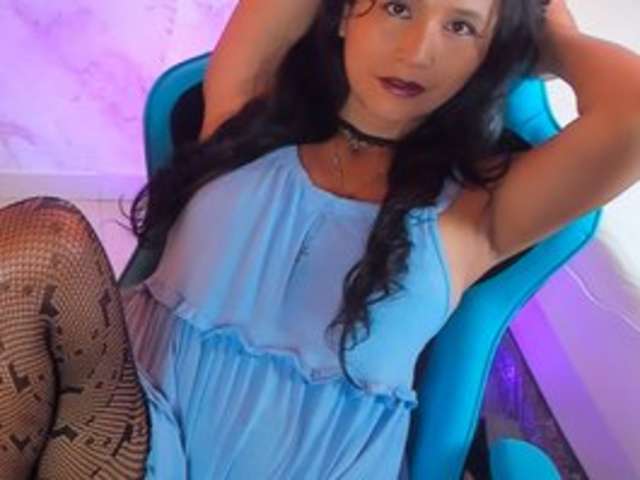 go to chat with Delicius-love