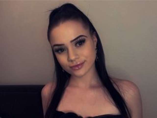 go to chat with DeluxeShelly