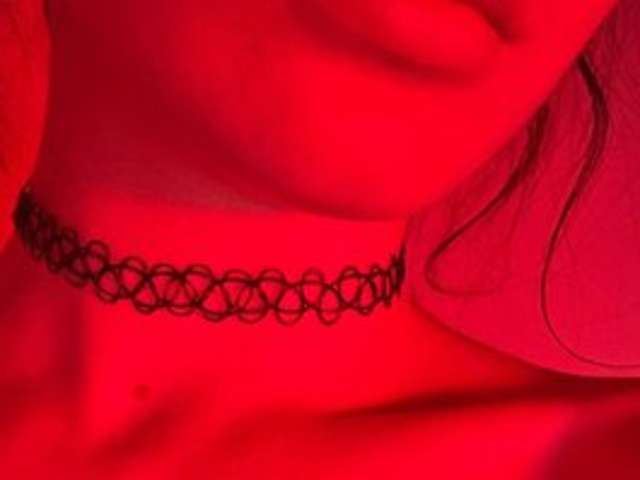 go to chat with DevilishDoll