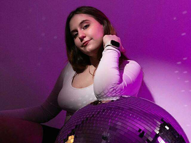go to chat with DianaFlower