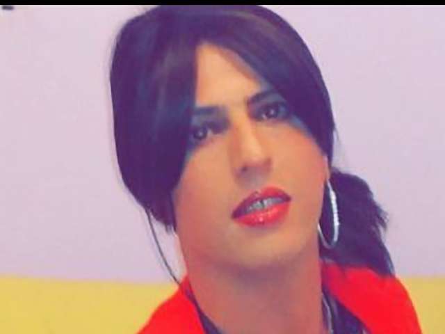 go to chat with Dinatravesti