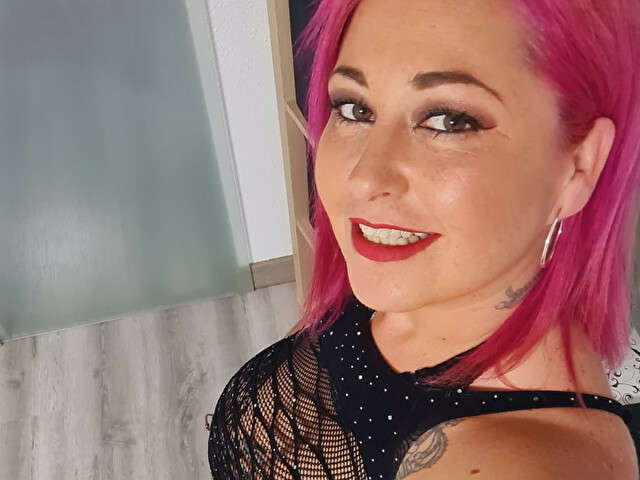 go to chat with DiosaShey