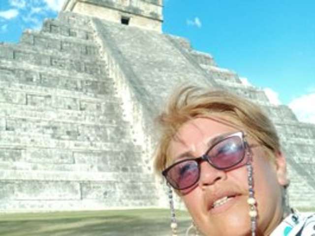 go to chat with DirtyBiancax