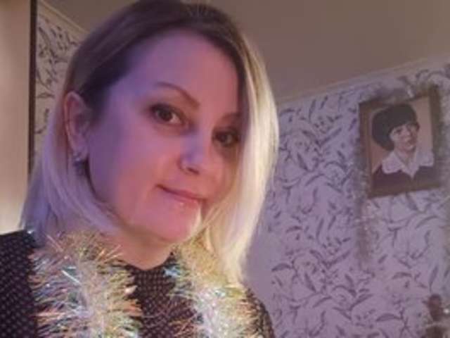 go to chat with DivaLuna