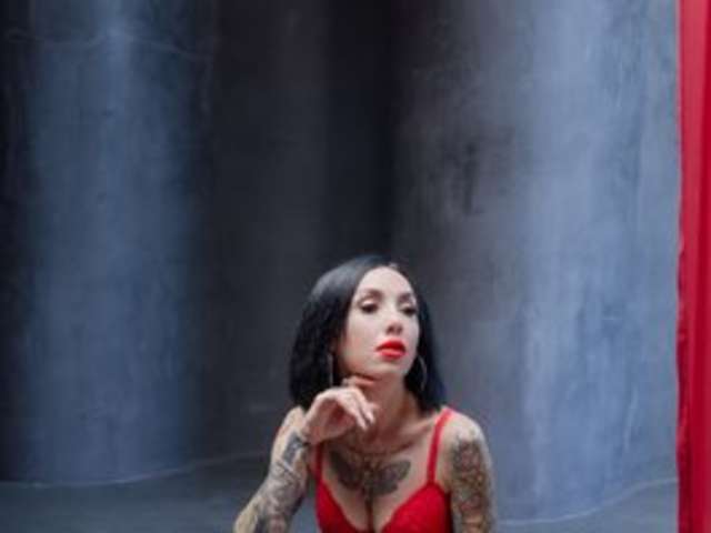 go to chat with DivineEmpress