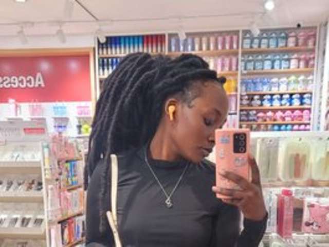 go to chat with Ebonycutelyn