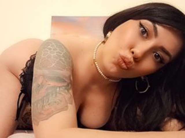 go to chat with EdenaVega