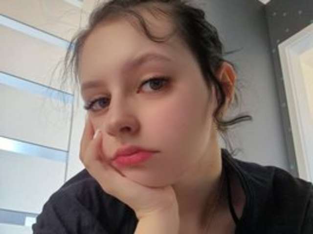 go to chat with ElianaFlirt