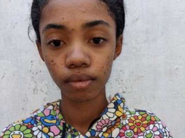 go to chat with Elinah2