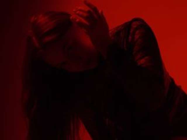 go to chat with Elliebell
