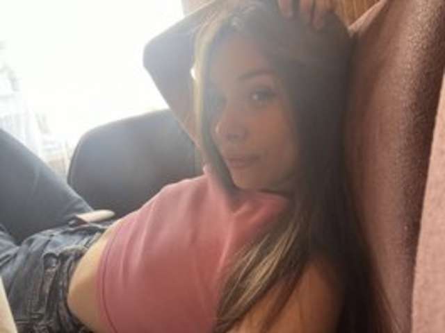 go to chat with Elsa-22