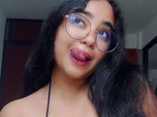 go to chat with ElynDavidson