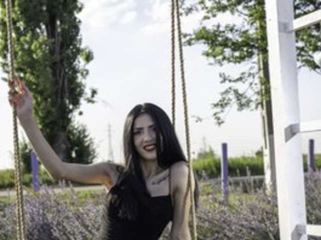 go to chat with Emasweetxx