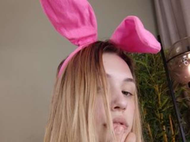 go to chat with EmiLovMur