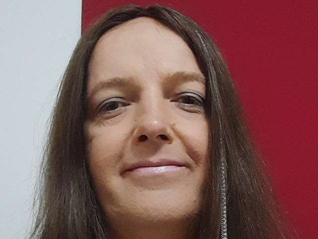 go to chat with EmilyAmy