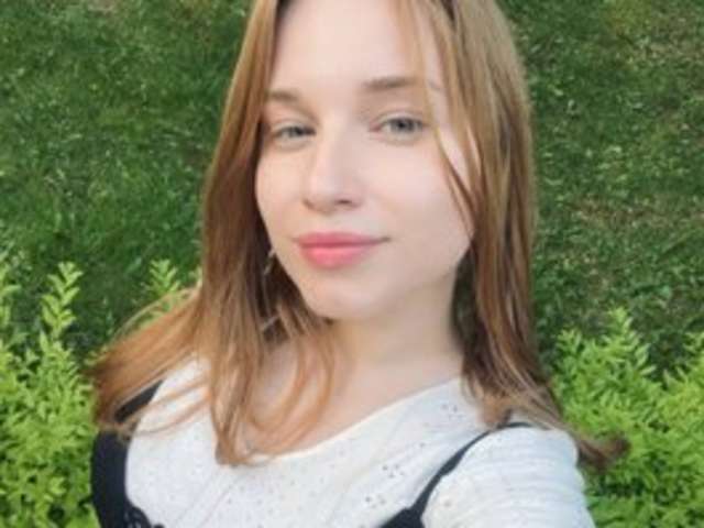 go to chat with EmilyCroft