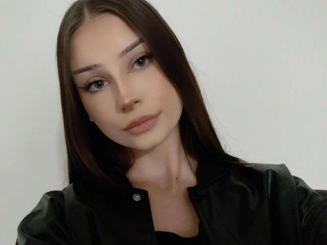 EMILYSLIM amateur webcam photo