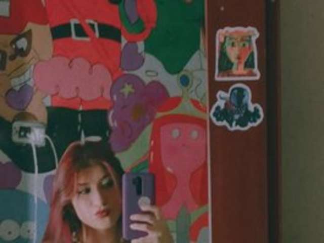 go to chat with Emma-Green