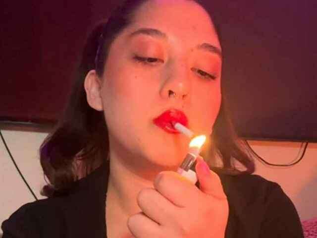 go to chat with EmmaAllen