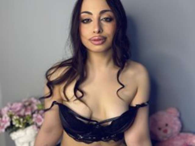 go to chat with EmmaMendez