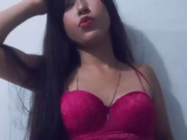 go to chat with EmmaSaenz