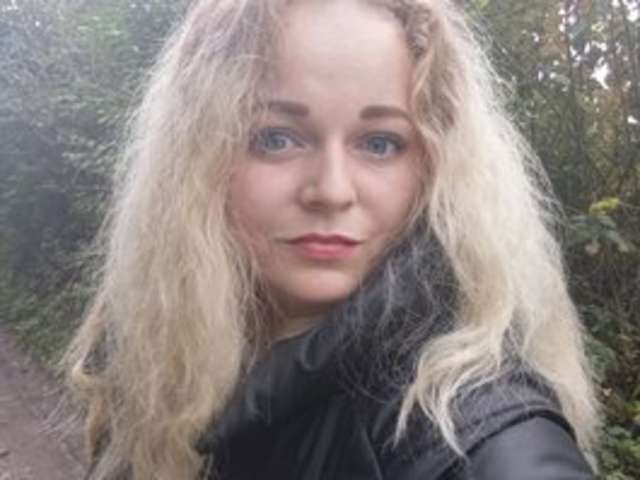 go to chat with EmmaXlove