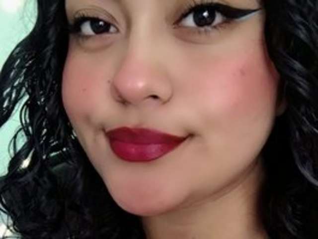 go to chat with Emmaa-love