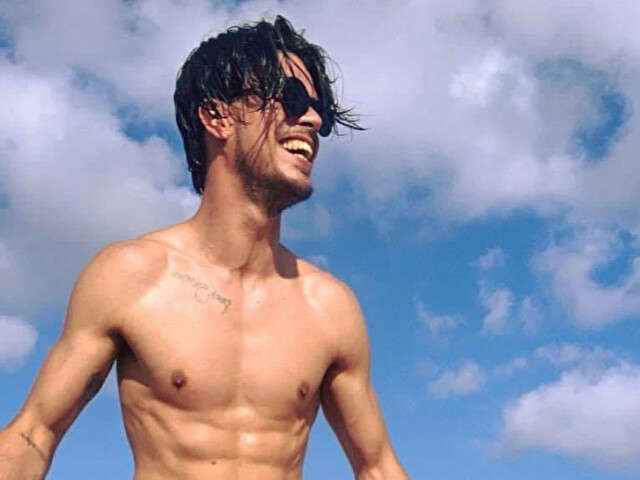 go to chat with ErikJohnson