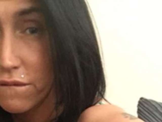 go to chat with Erikastorm1