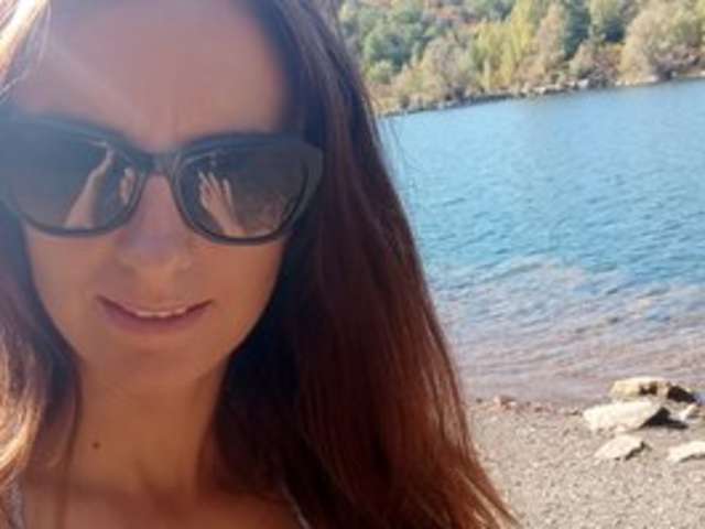 go to chat with Erine9900