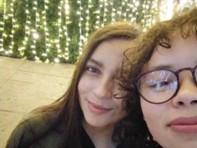 go to chat with Esmerraldaa-mia