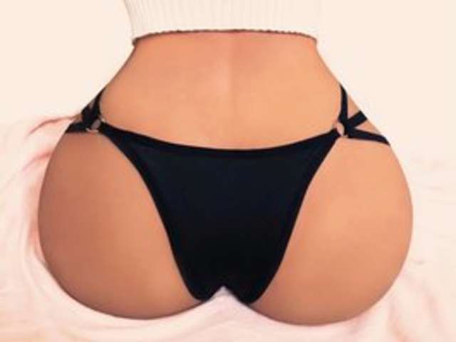 go to chat with Eva-Skyy