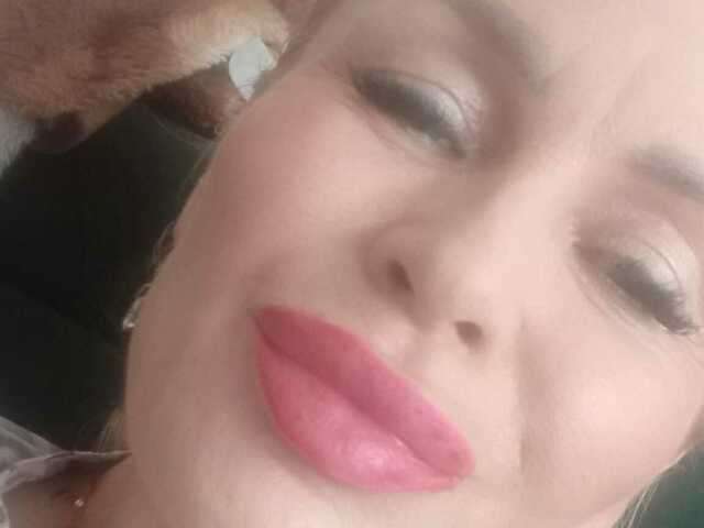 go to chat with EvaAmore