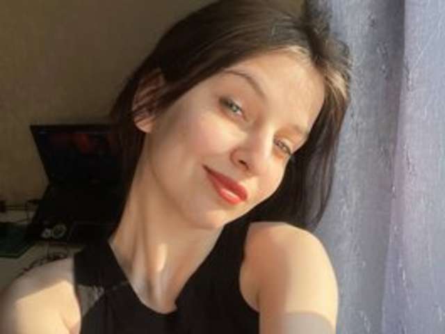 go to chat with EvaCaptain