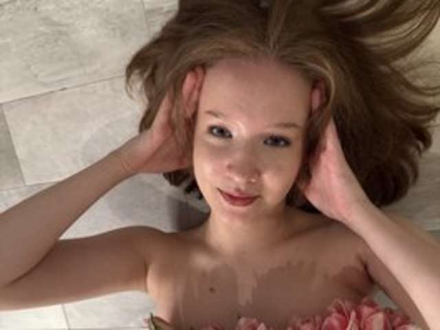 go to chat with EvaSweet