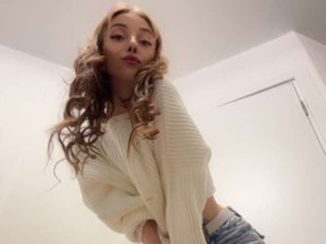 go to chat with Evalore