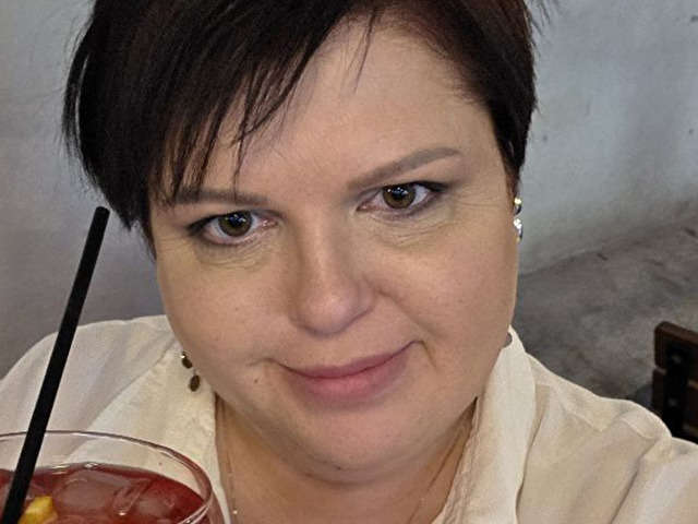 go to chat with EveAmore